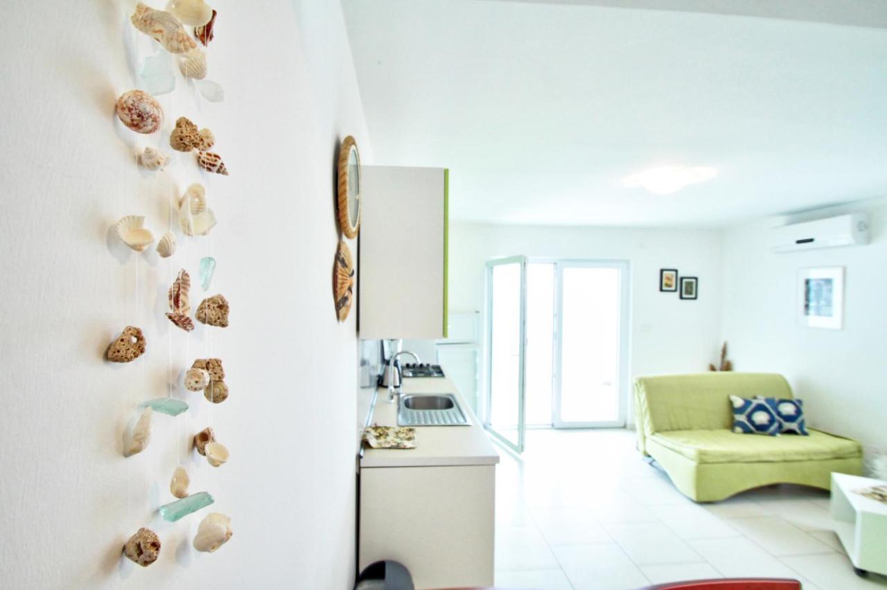 Seashell Vinjerac Lägenhet Exteriör bild